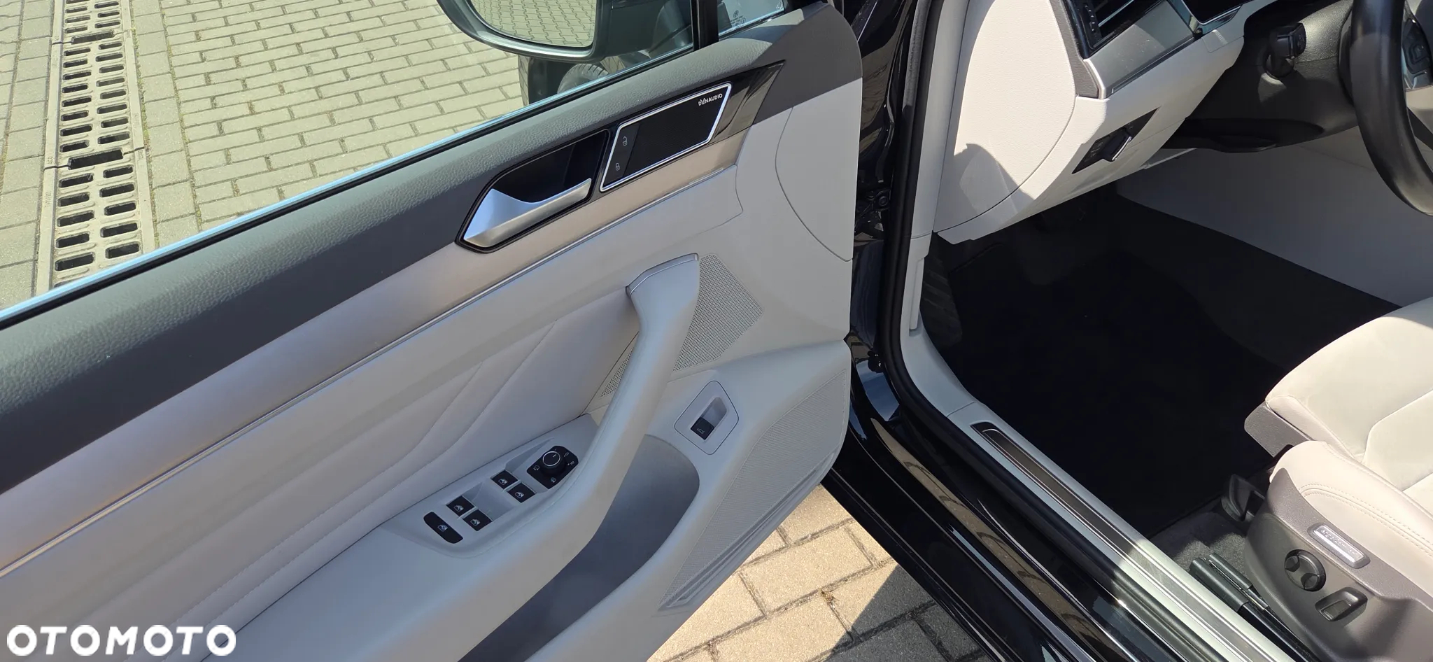 Volkswagen Passat 2.0 TSI Elegance DSG - 8