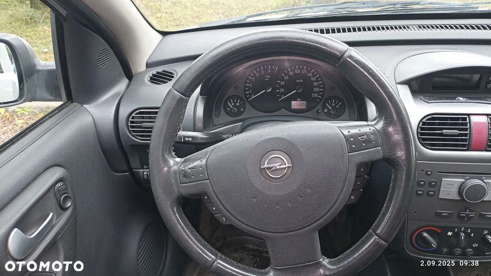 Opel Corsa - 12