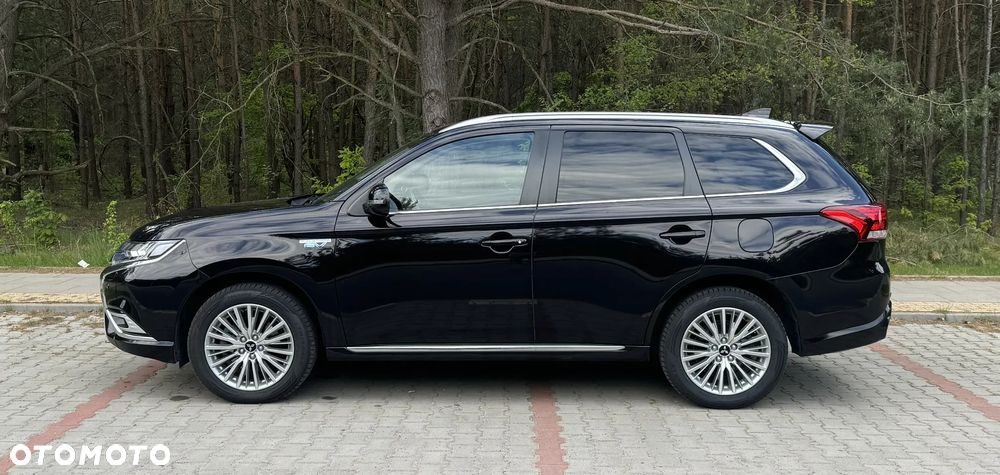 Mitsubishi Outlander 2.4 4WD Diamant+ - 8