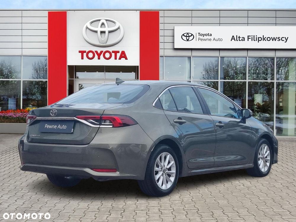 Toyota Corolla - 5