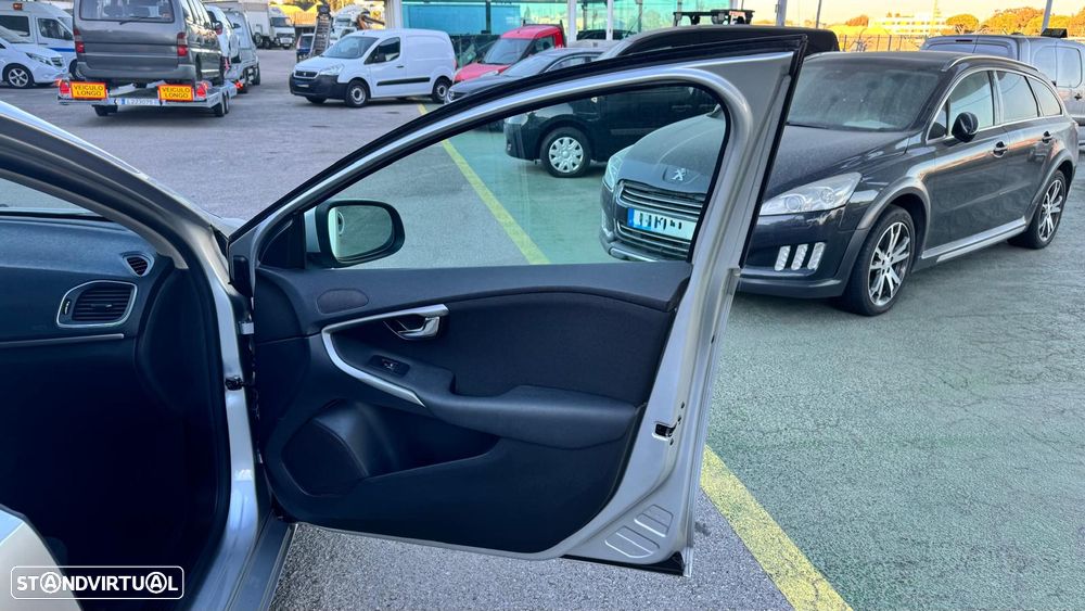 Volvo V40 2.0 D2 Kinetic Eco - 17