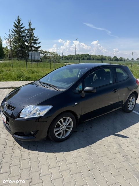 Toyota Auris 1.4 D-4D Luna - 1