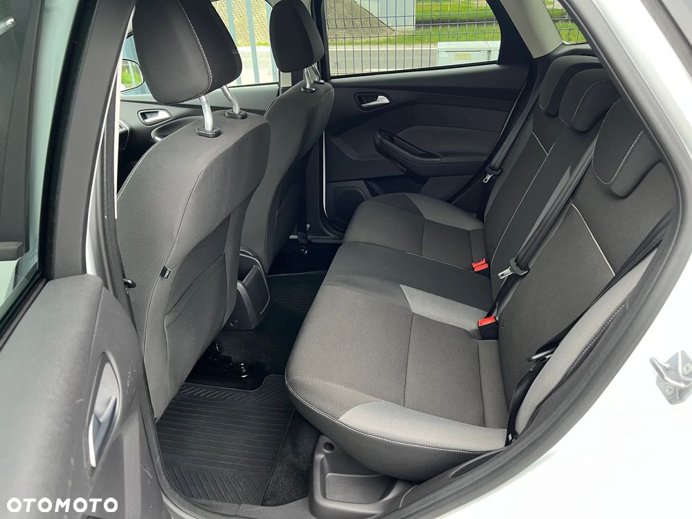 Ford Focus - 9