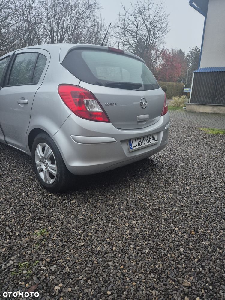 Opel Corsa - 12