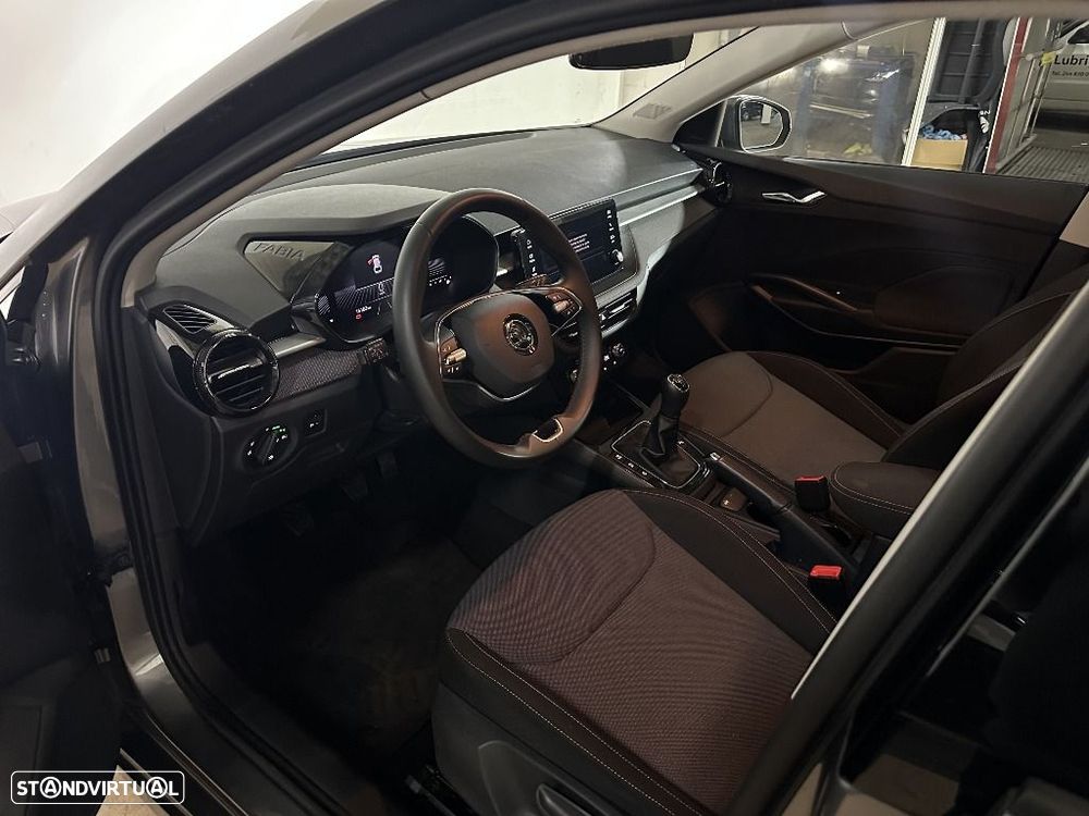 Skoda Fabia 1.0 TSI - 11