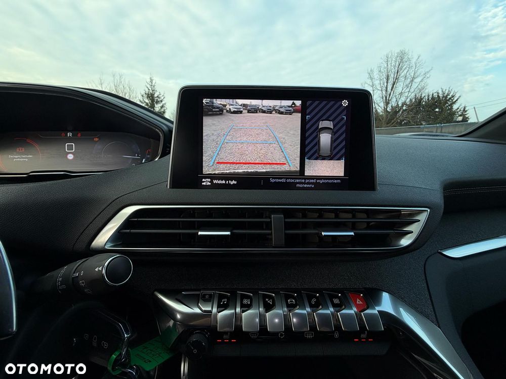 Peugeot 3008 1.6 PureTech GPF GT Line S&S EAT8 - 32