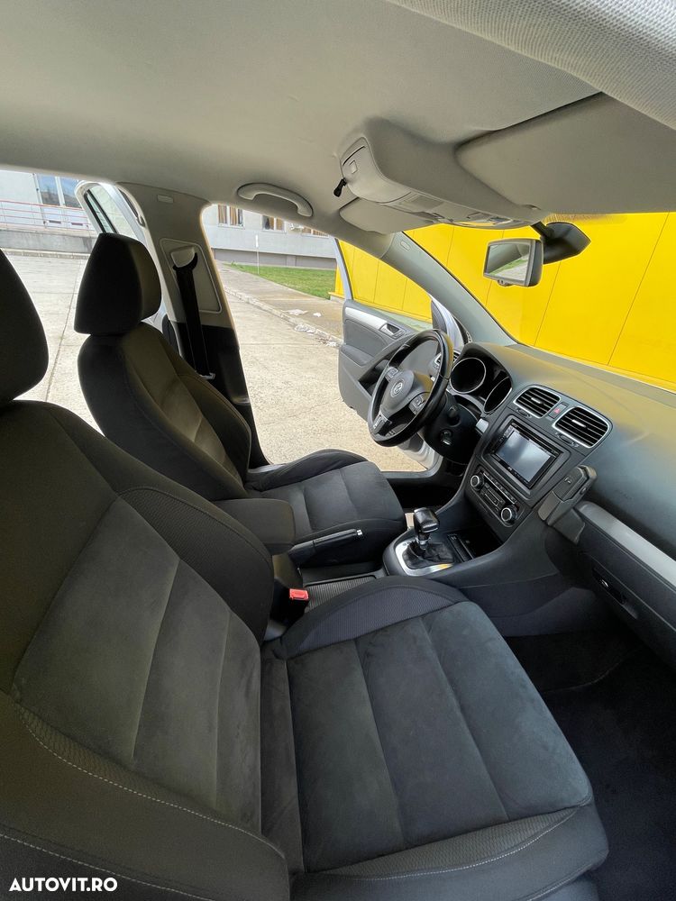 Volkswagen Golf - 18