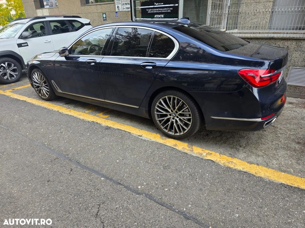 BMW Seria 7 740d xDrive - 10