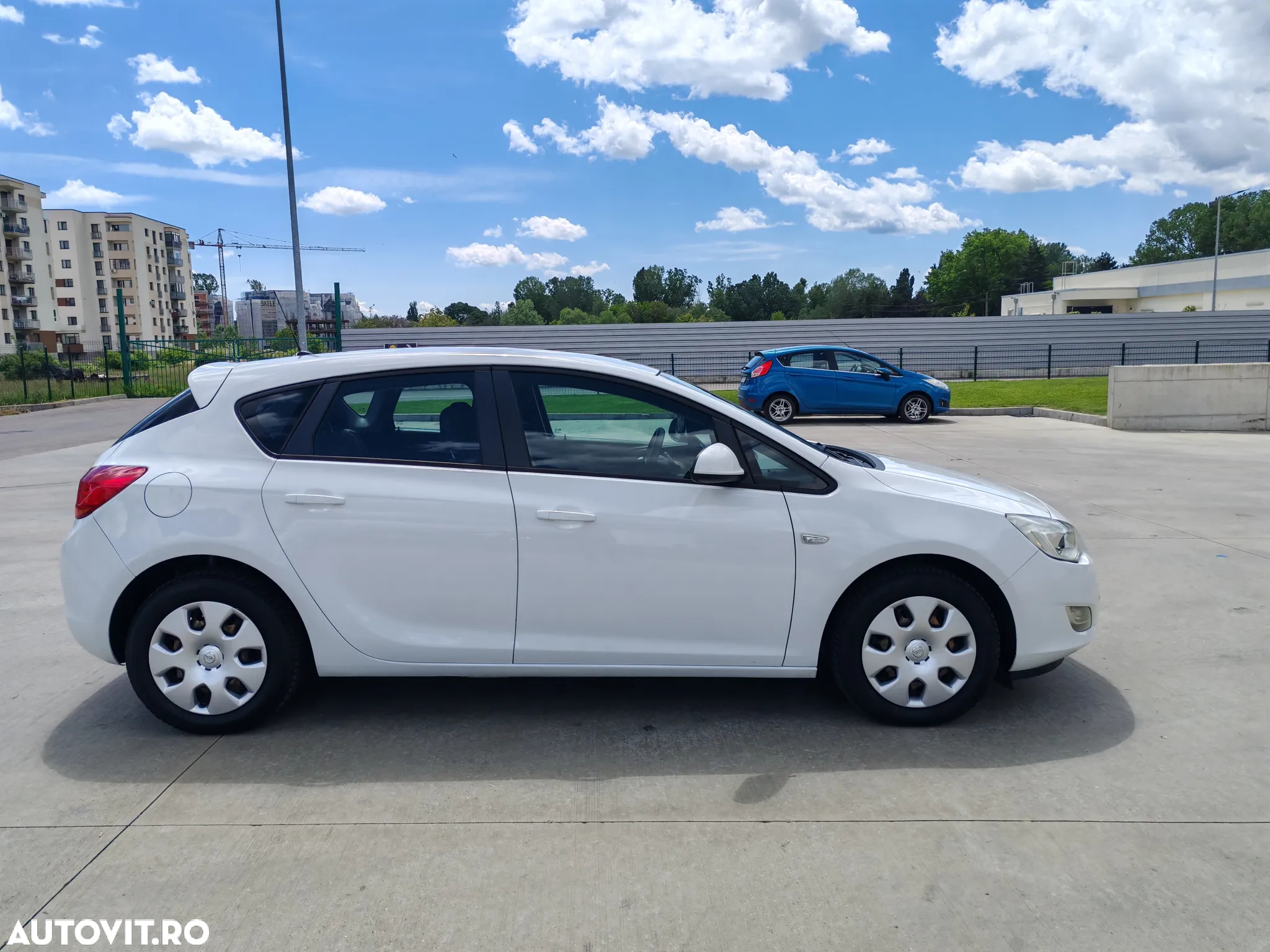 Opel Astra 1.4 EcoFLEX Selection - 4