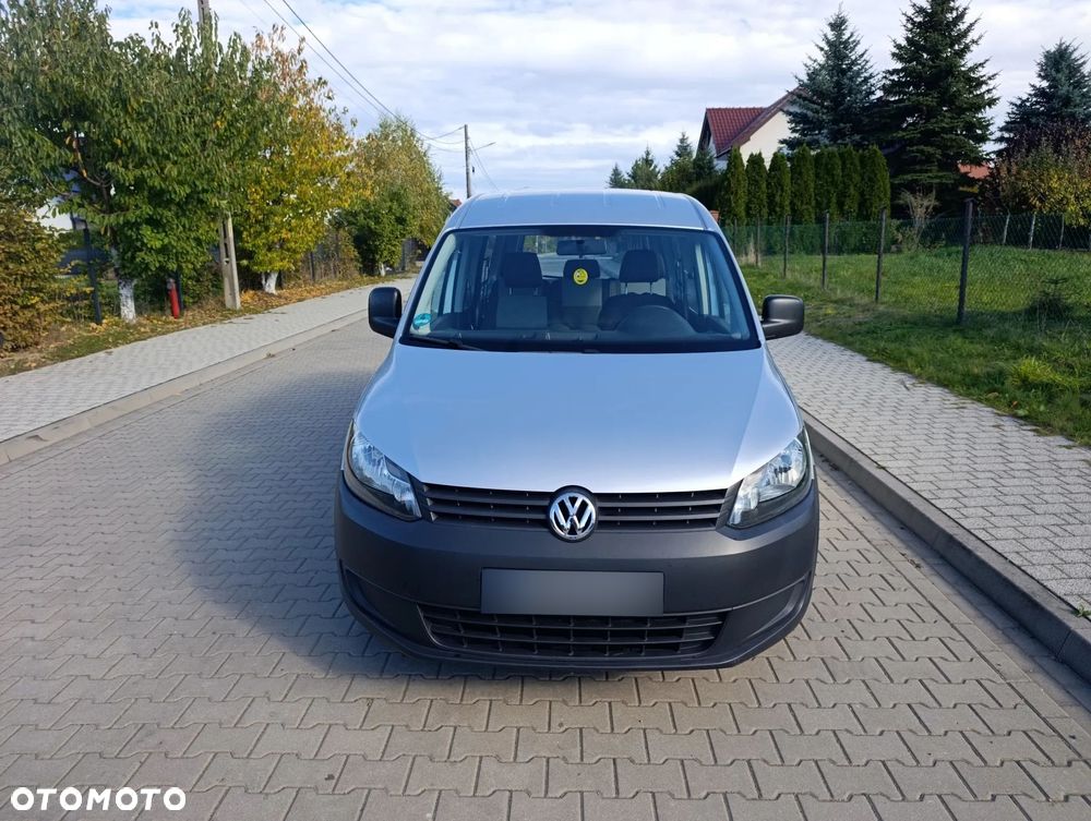 Volkswagen Caddy Maxi - 9