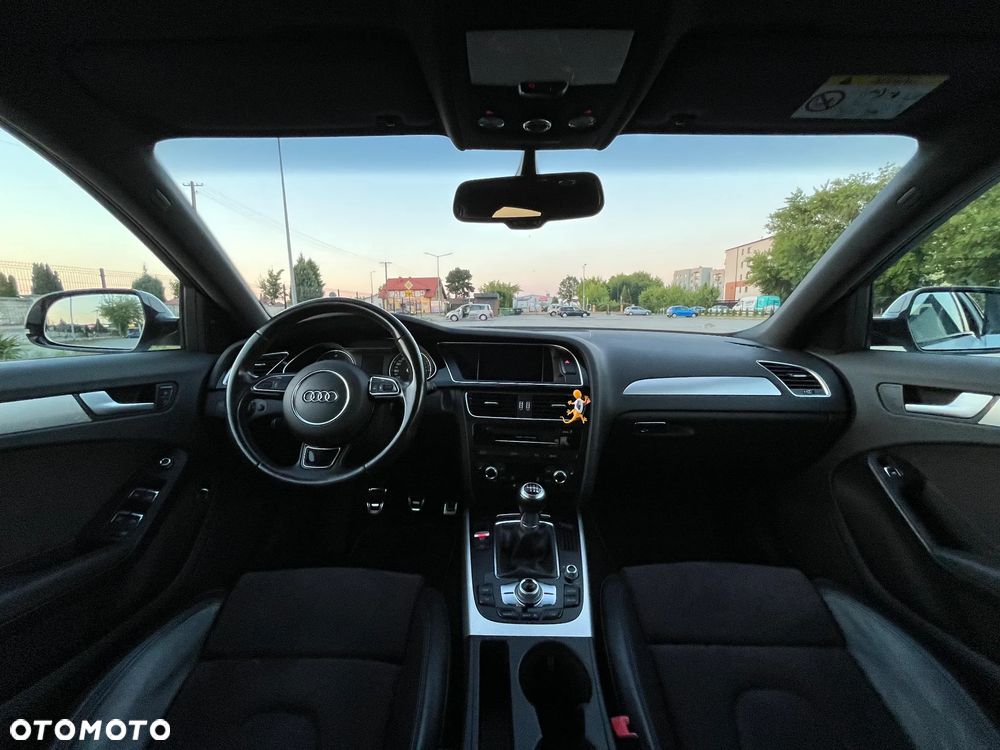 Audi A4 Avant 2.0 TDI DPF clean diesel S line Sportpaket - 22