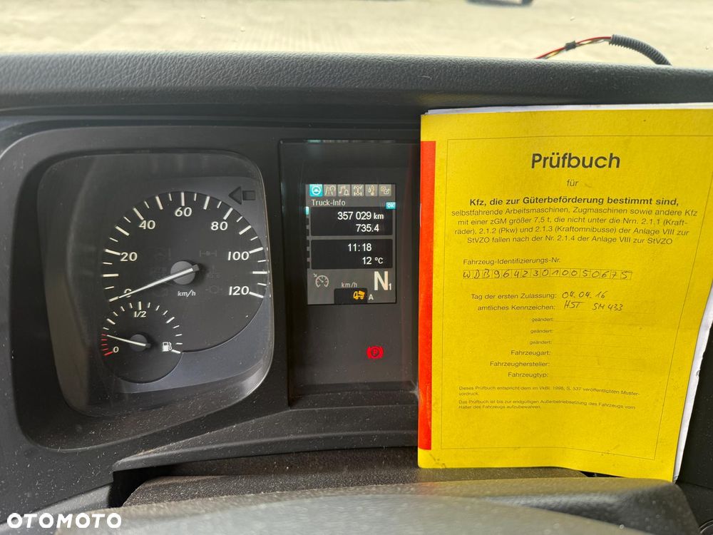 Mercedes-Benz 3240 AROCS wywrotka 8x4, 3-str. MEILLER, BORDMATIC, 357 t.km.! - 25