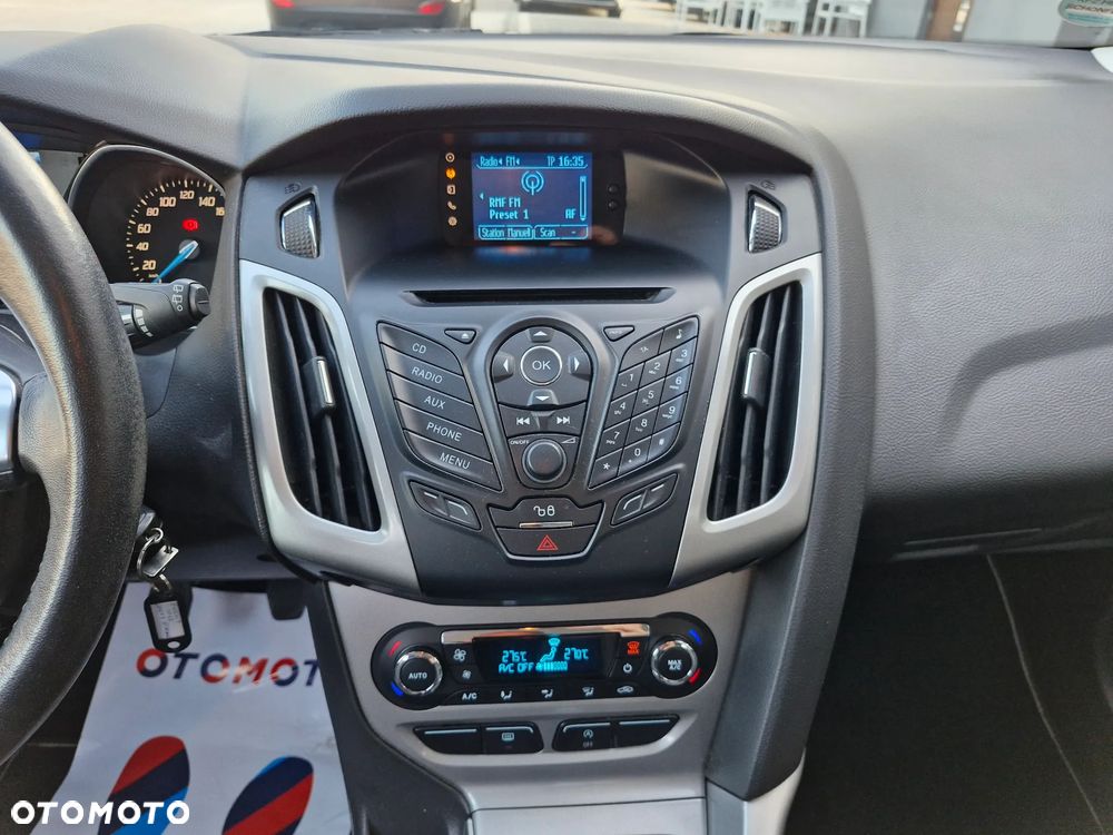 Ford Focus - 24