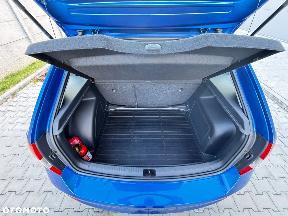 Skoda RAPID - 12