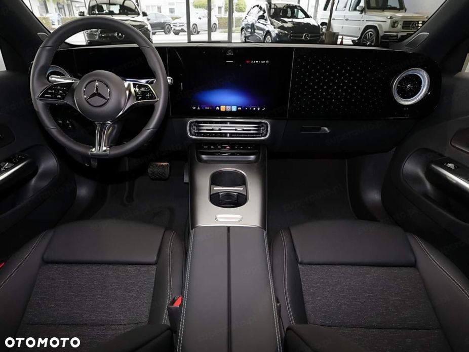 Mercedes-Benz CLA 200 mHEV 8G-DCT - 12