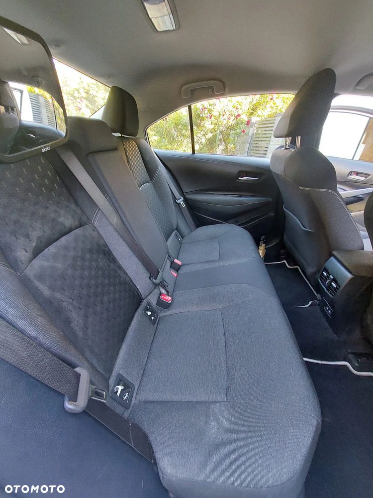Toyota Corolla 1.8 Hybrid Comfort - 12