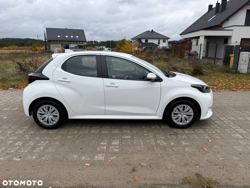 Toyota Yaris 2023 photo 5