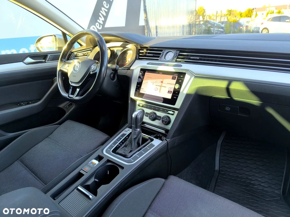 Volkswagen Passat 1.8 TSI BMT Comfortline DSG - 12