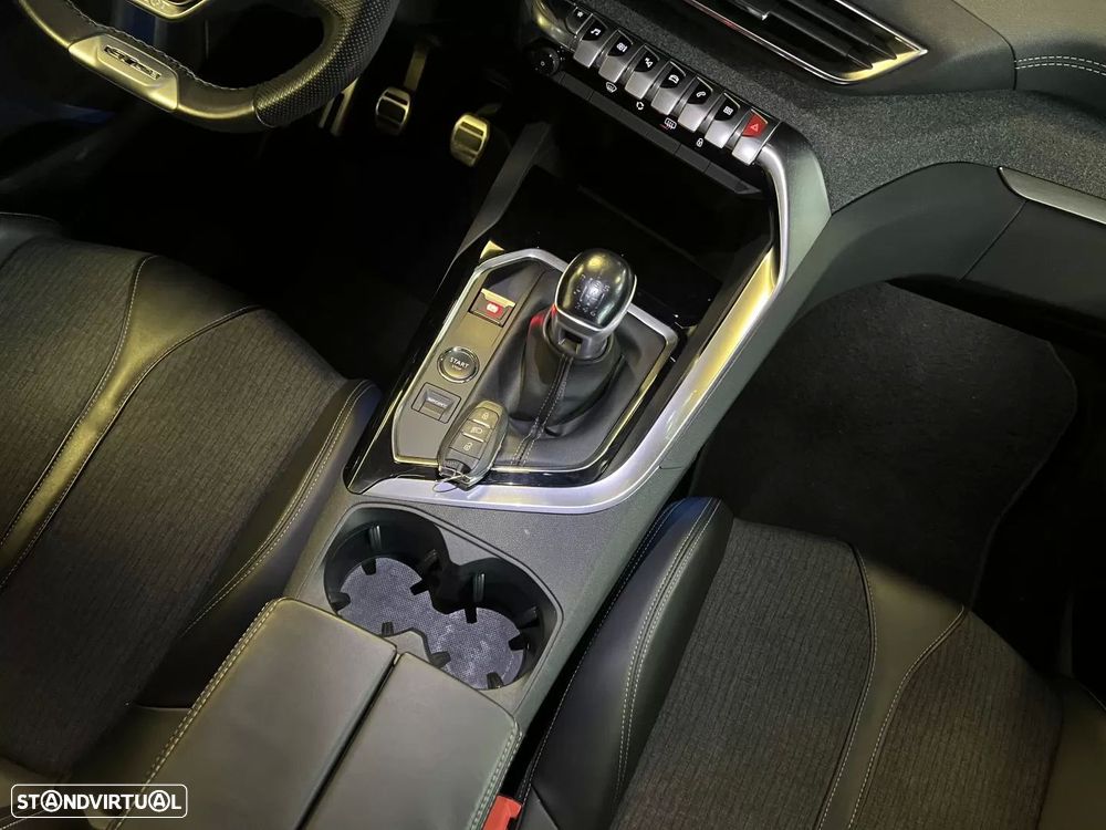 Peugeot 3008 1.2 PureTech GT Line - 10