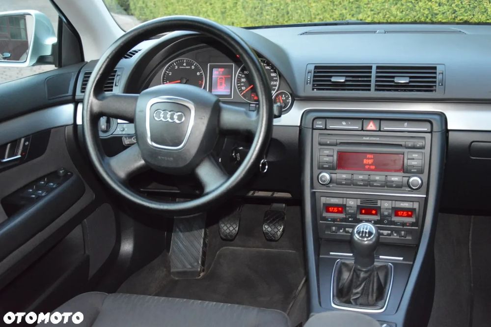 Audi A4 Avant 1.6 - 17