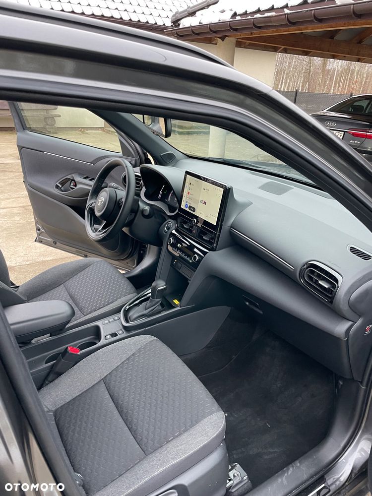 Toyota Yaris - 6