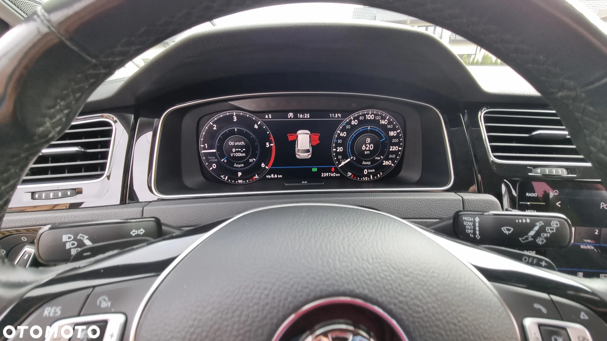 Volkswagen Golf 2.0 TDI (BlueMotion Technology) DSG Highline - 30