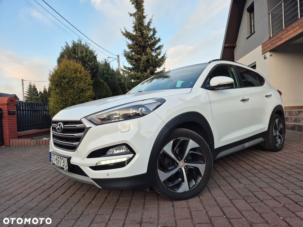 Hyundai Tucson 2.0 CRDI BlueDrive Style 2WD - 1