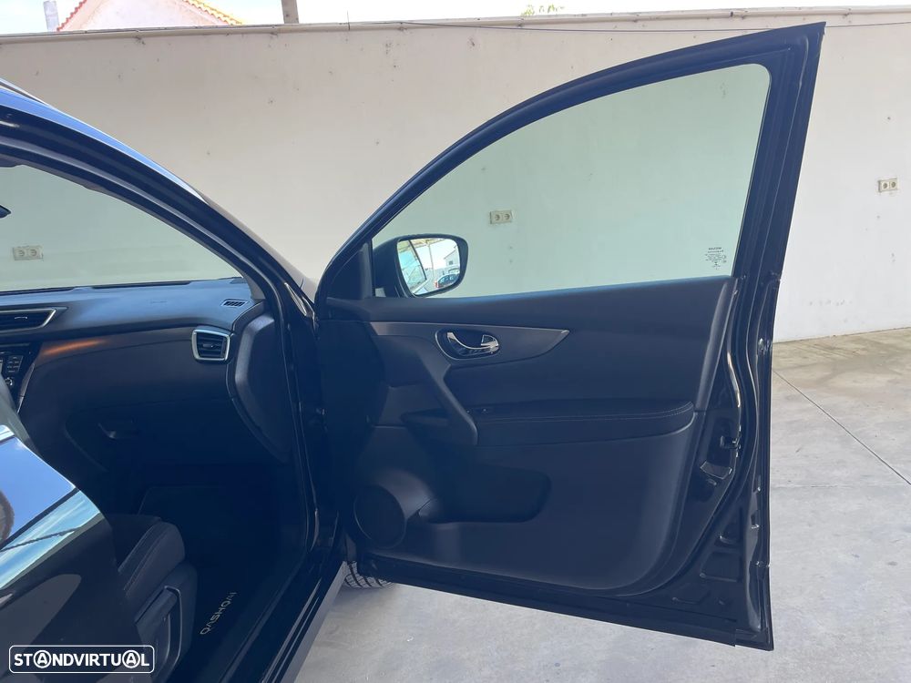 Nissan Qashqai 1.5 dCi N-Connecta - 35