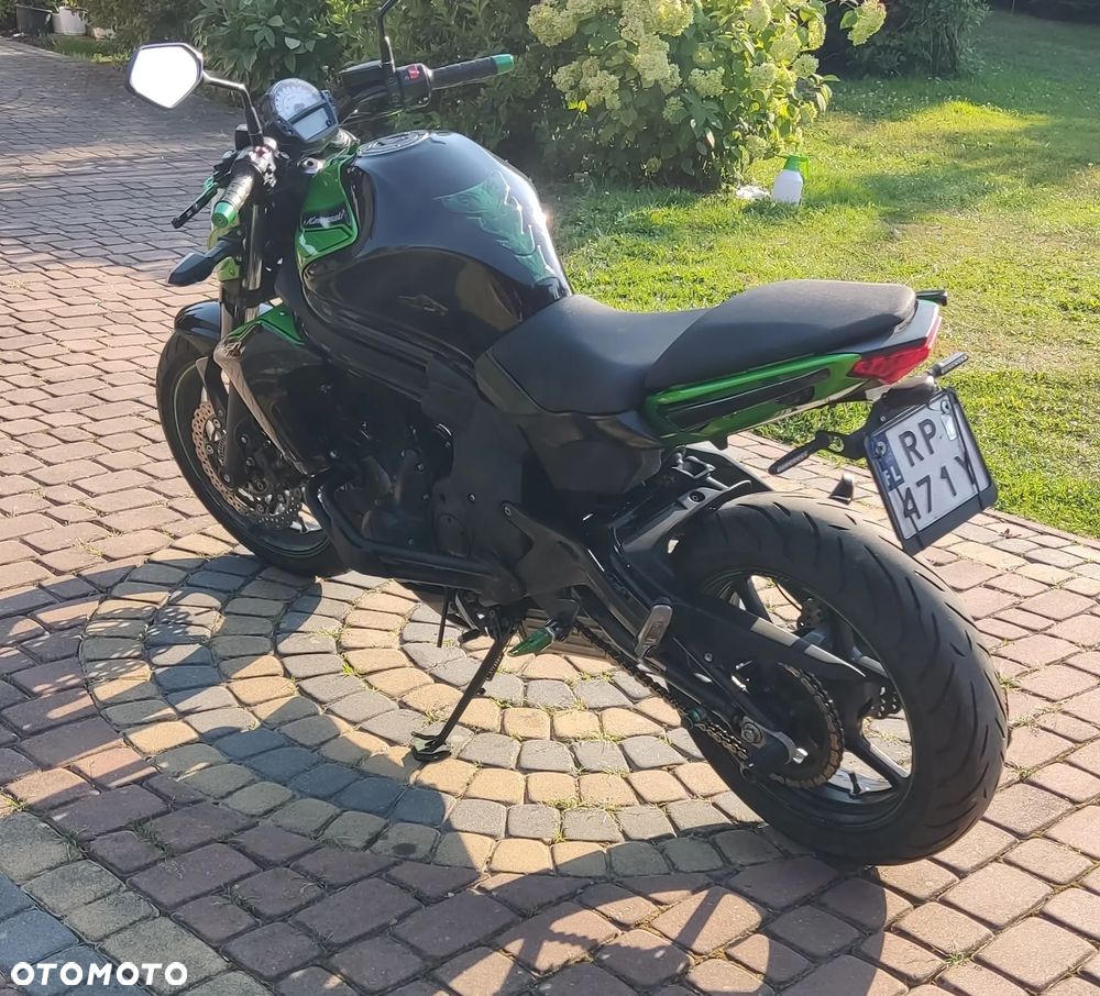 Kawasaki ER - 4