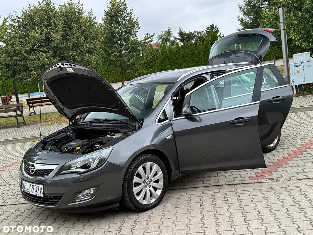 Opel Astra 1.4 Turbo Cosmo - 36