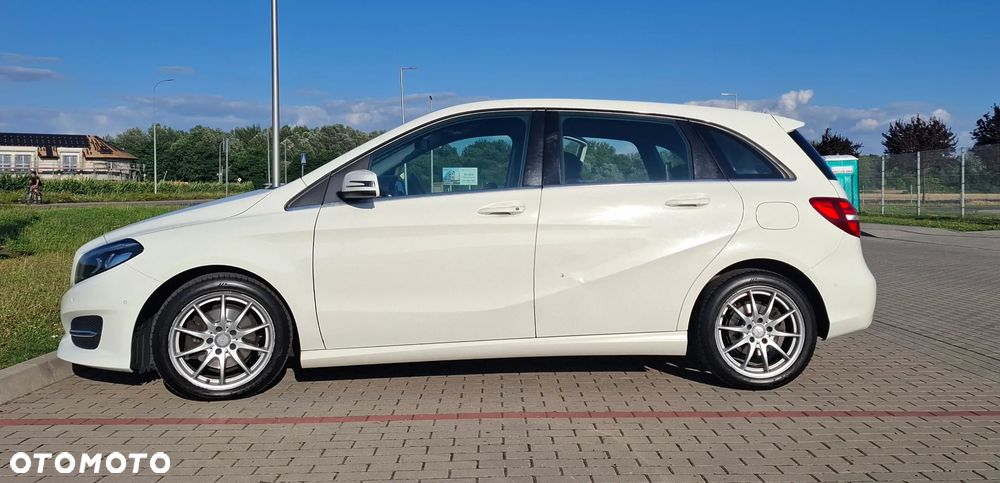 Mercedes-Benz Klasa B 180 7G-DCT Urban - 1