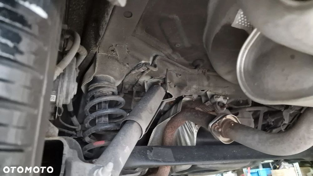 Nissan Qashqai 1.6 DCi Xtronic TEKNA - 20