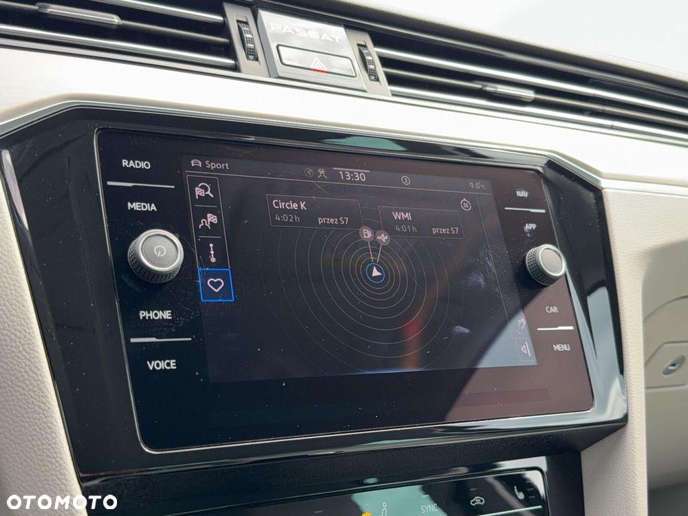 Volkswagen Passat 2.0 TSI Elegance DSG - 29