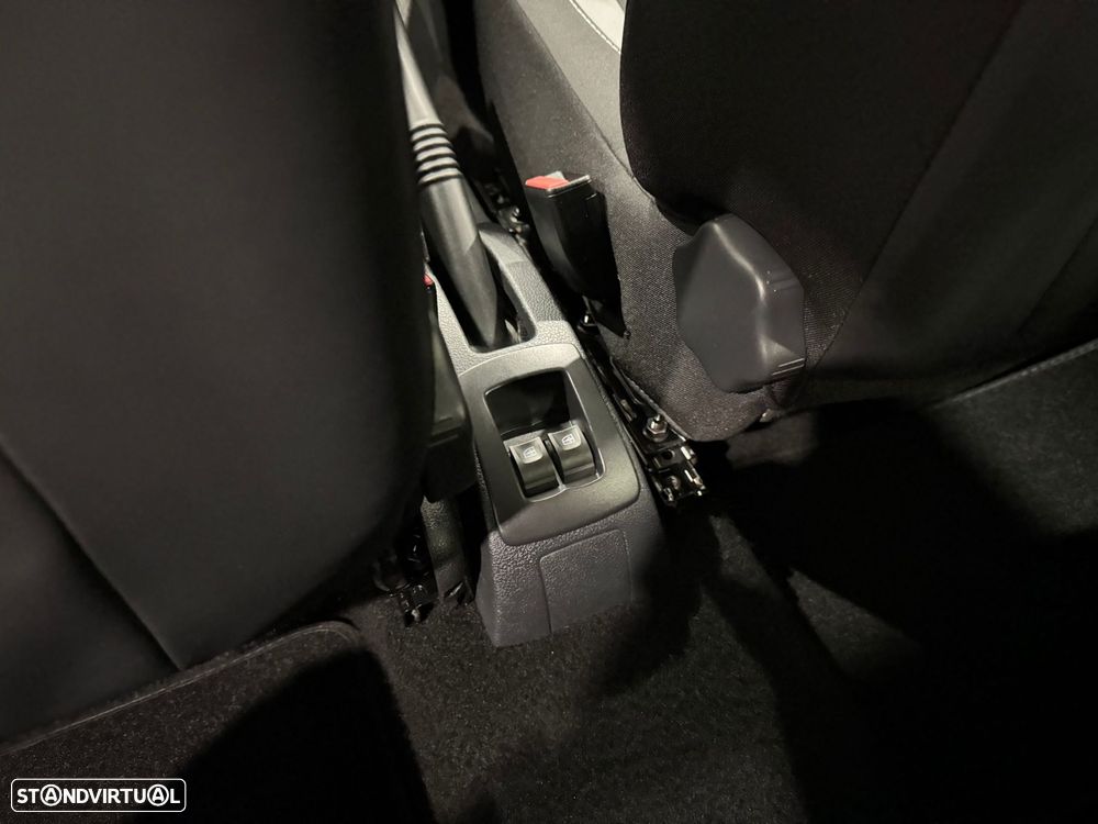 Dacia Sandero 0.9 TCe Stepway - 28