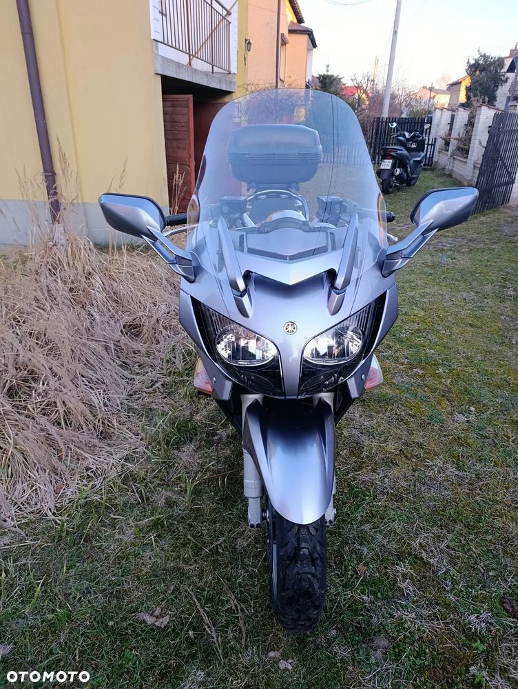 Yamaha FJR - 3