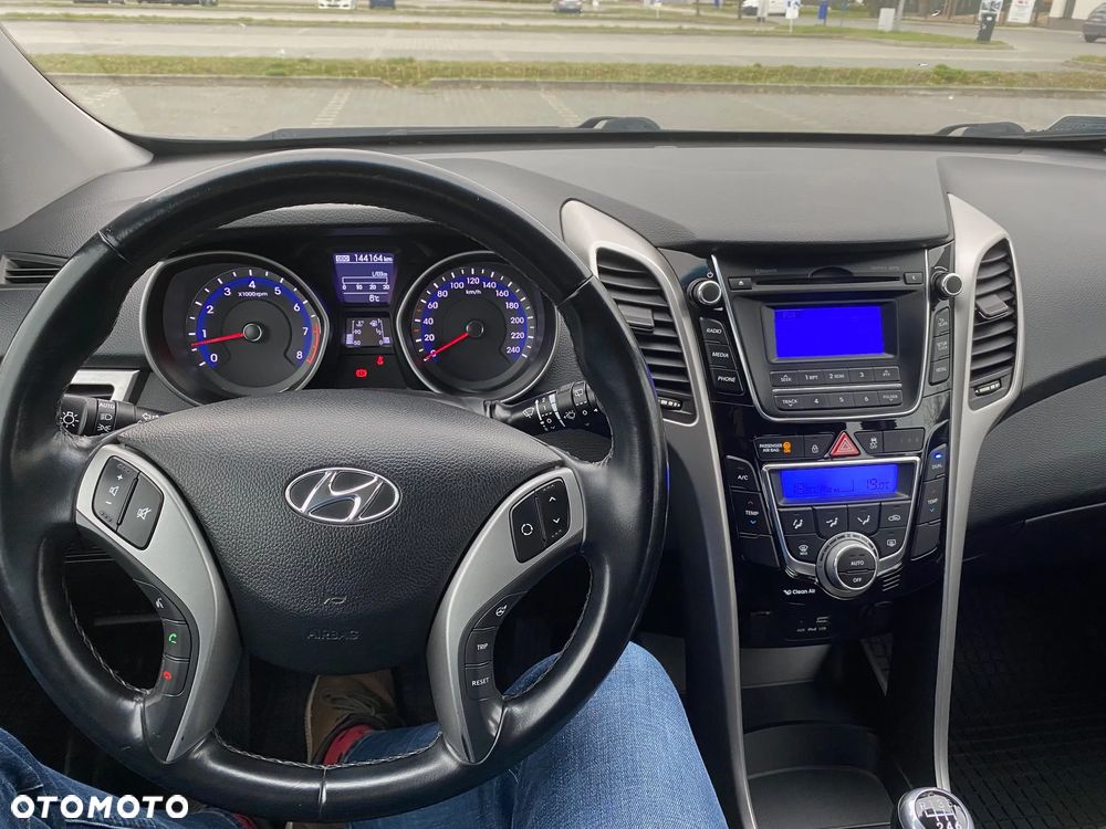 Hyundai i30 1.6 GDI Classic - 11