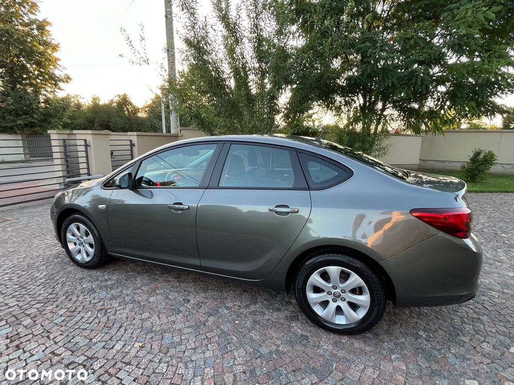 Opel Astra 1.6 Active EU6 - 16