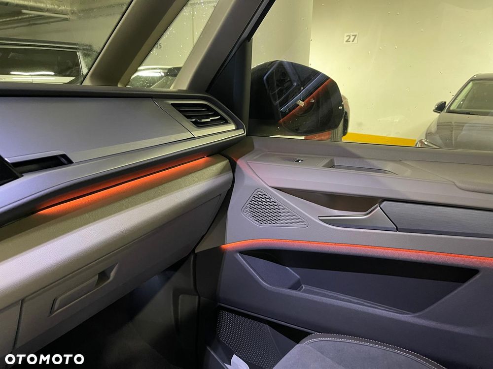 Volkswagen Multivan 1.5 eHybrid PHEV 180kW 4Motion L2 Edition DSG - 36