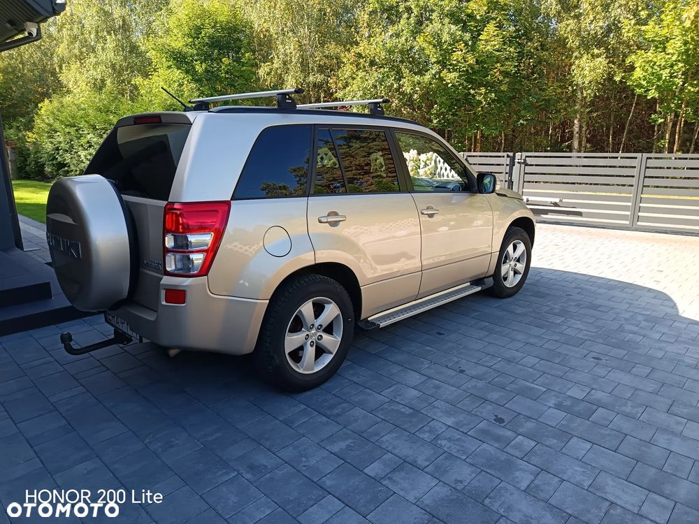Suzuki Grand Vitara 2.0 - 4
