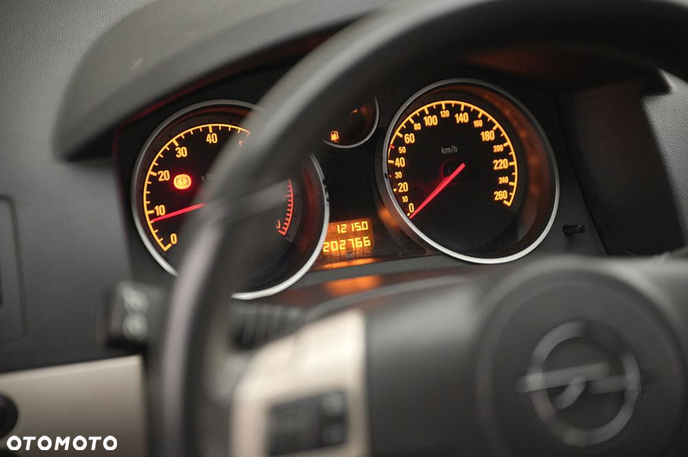 Opel Astra - 37