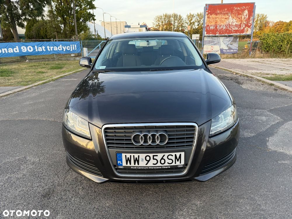 Audi A3 3-drzwiowe 1.6 Ambiente - 2