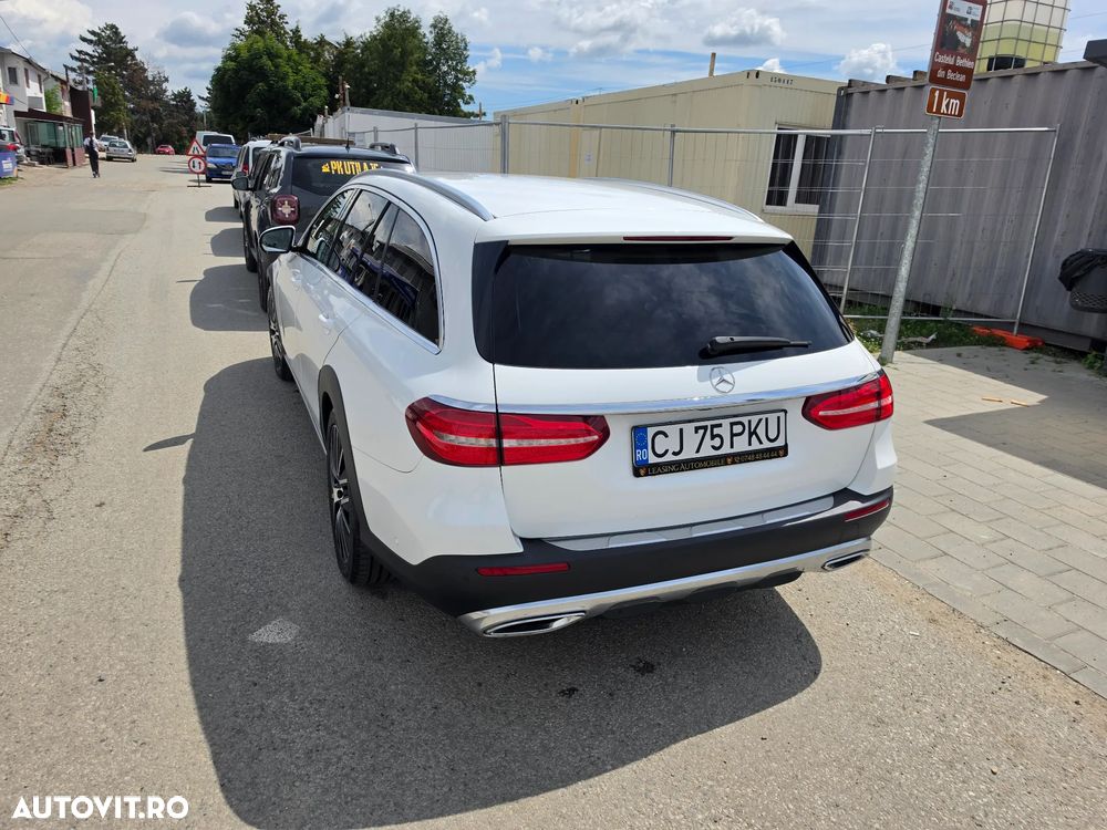 Mercedes-Benz E 220 d 4Matic All-Terrain 9G-TRONIC Avantgarde - 3