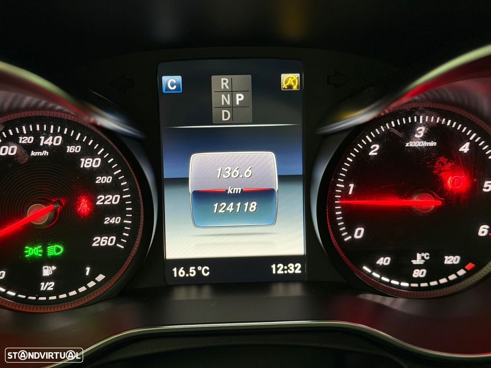 Mercedes-Benz C 220 d Station 9G-TRONIC AMG Line - 18