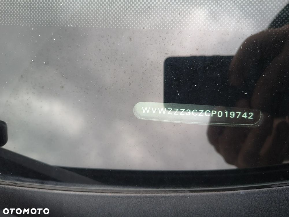 Volkswagen Passat 2.0 TDI Comfortline - 13