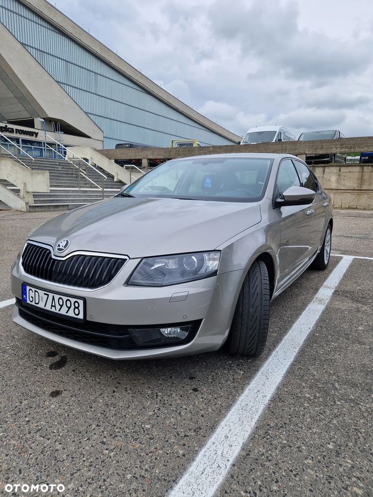 Skoda Octavia 1.8 TSI Ambition DSG - 6