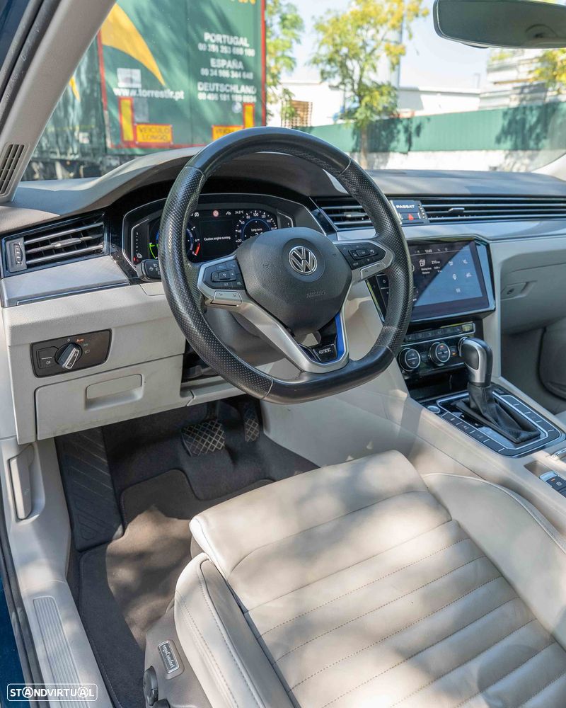 VW Passat Variant 1.4 TSI DSG GTE - 11