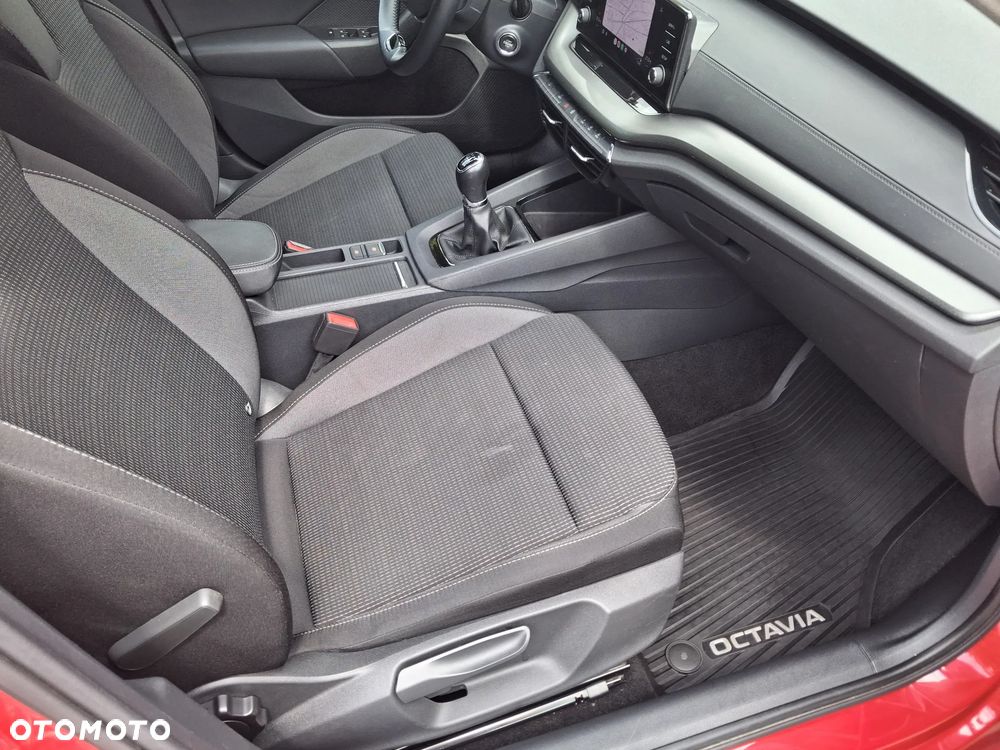 Skoda Octavia 1.5 TSI ACT Ambition - 11