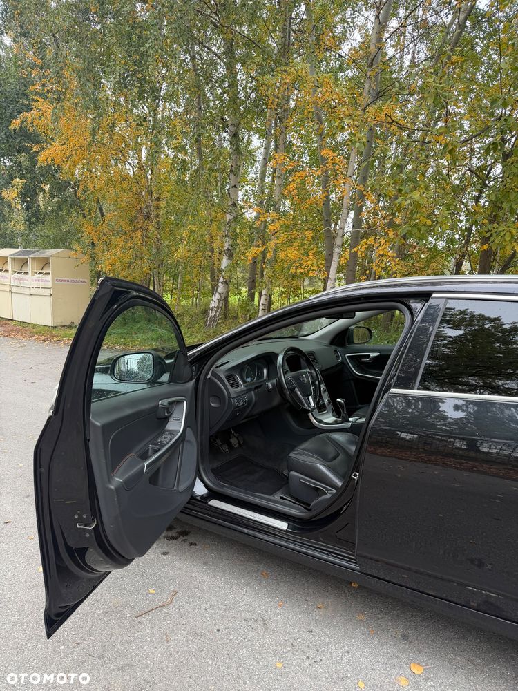Volvo V60 - 13