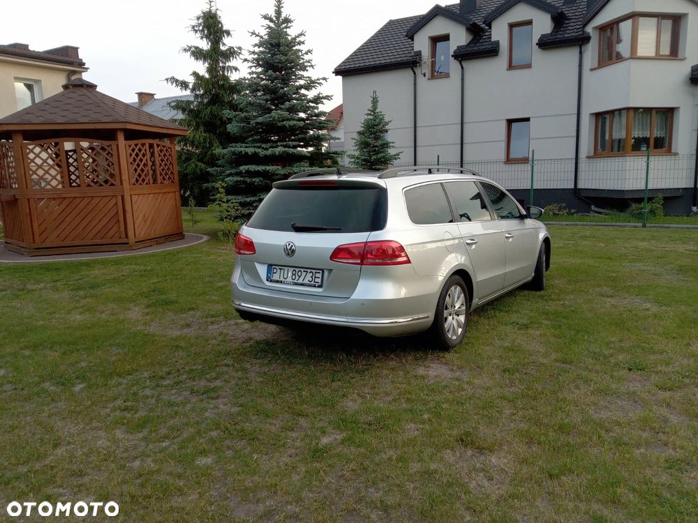 Volkswagen Passat 2.0 TDI Comfortline - 4