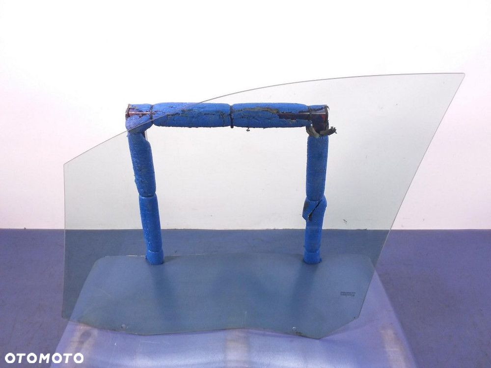 807 C8 ULYSEE SZYBA DRZWI PRZÓD PRAWA 03 - 3